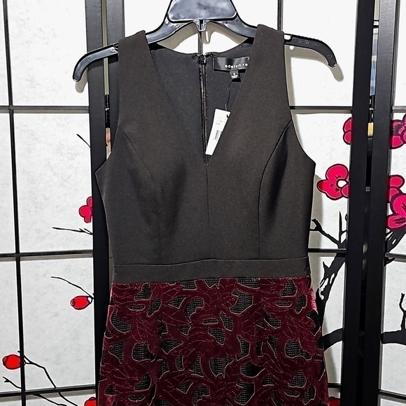 Adelyn Rae Sleeveless Black Plum Dress Size Small NWT - Picture 3 of 8